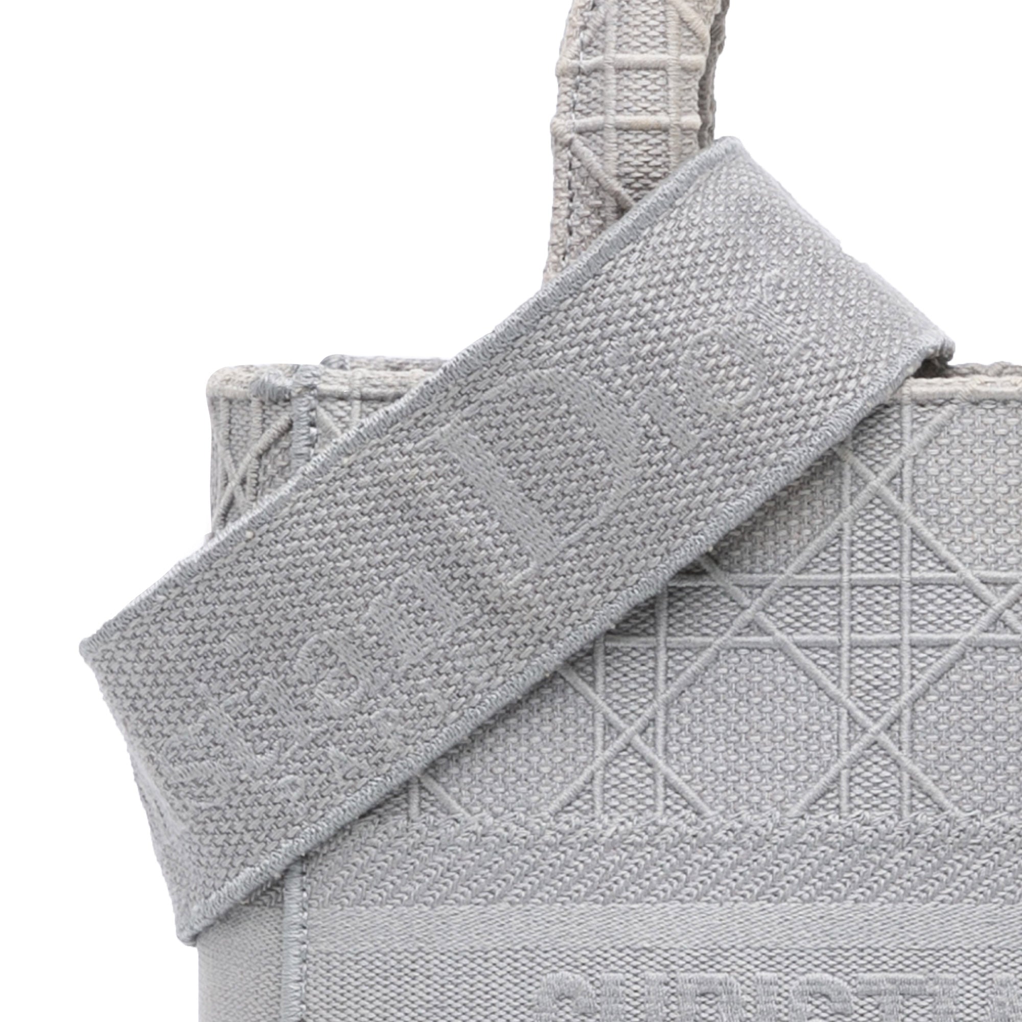 Dior | Pre-Owned Medium Canvas Cannage Lady D Lite - I | Gray/Light Gray