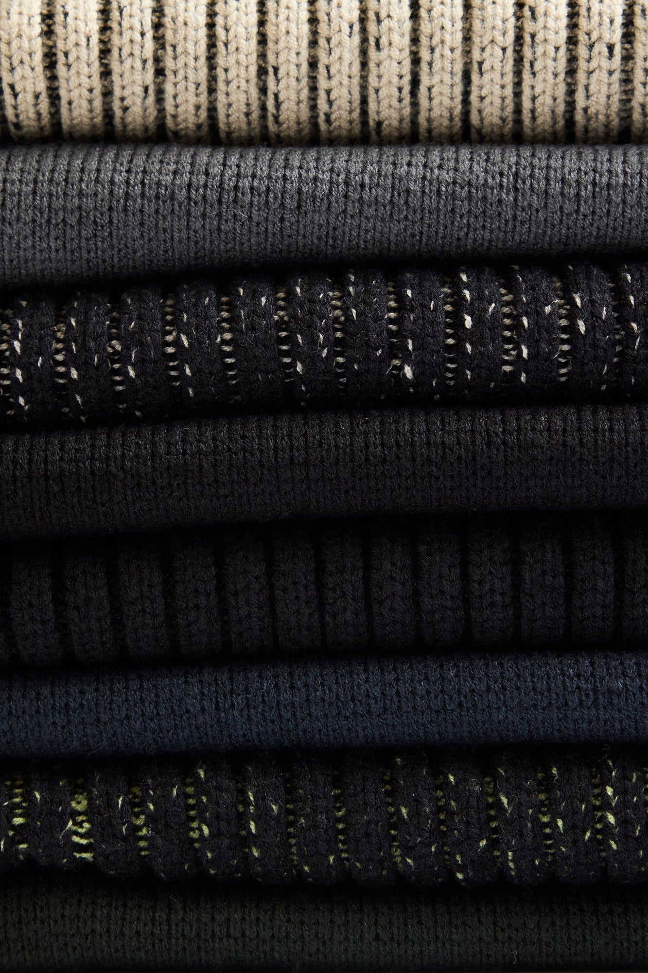 RAINS Sapa Knit Crew Neck Black Long Sleeve