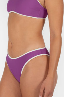 Bruna Bottom | Royal | Ecru