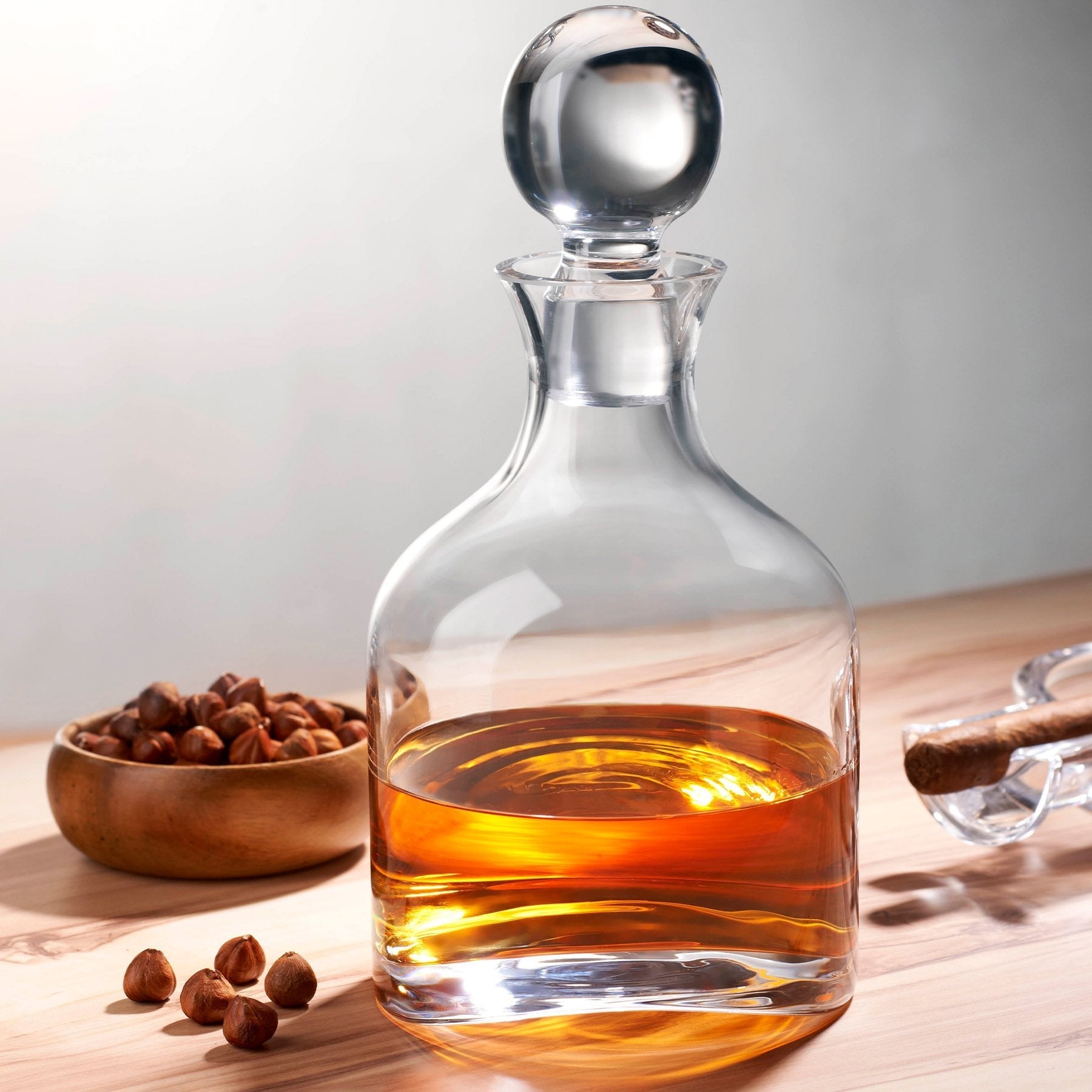 Arch Whisky Bottle | Clear Crystal