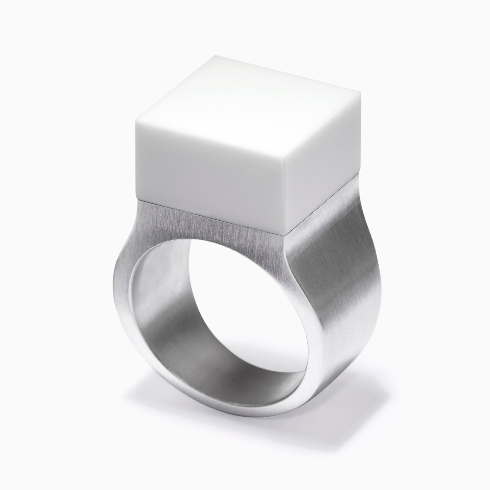 Vector Ring | Silver | White Agate