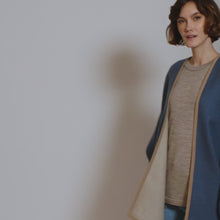 Unisex | Vienna Cape | English Manor / Light Taupe