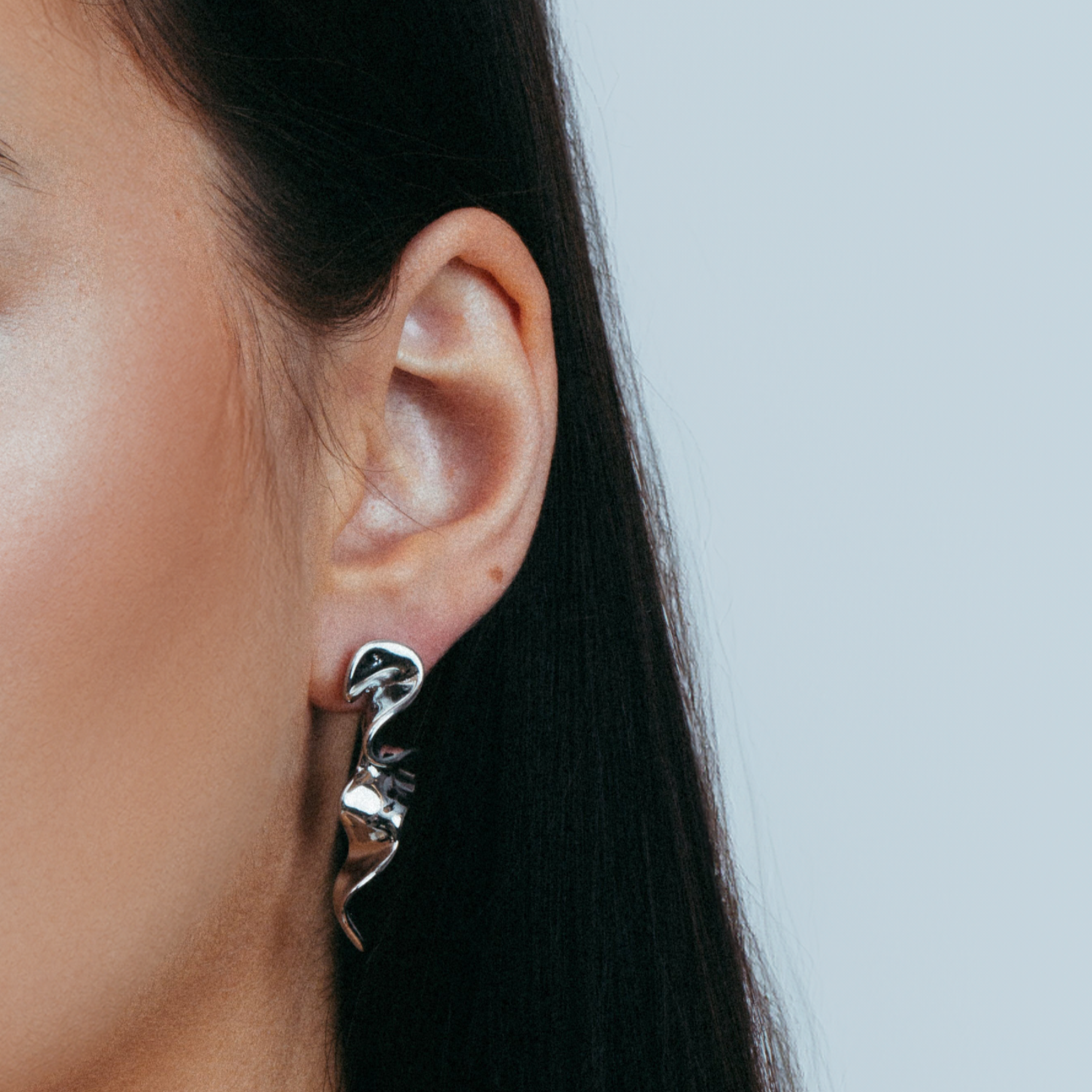 THE SOFIA FLOW EARRING - The M Jewelers