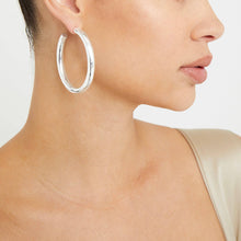 THE THICK HOOP EARRINGS - The M Jewelers