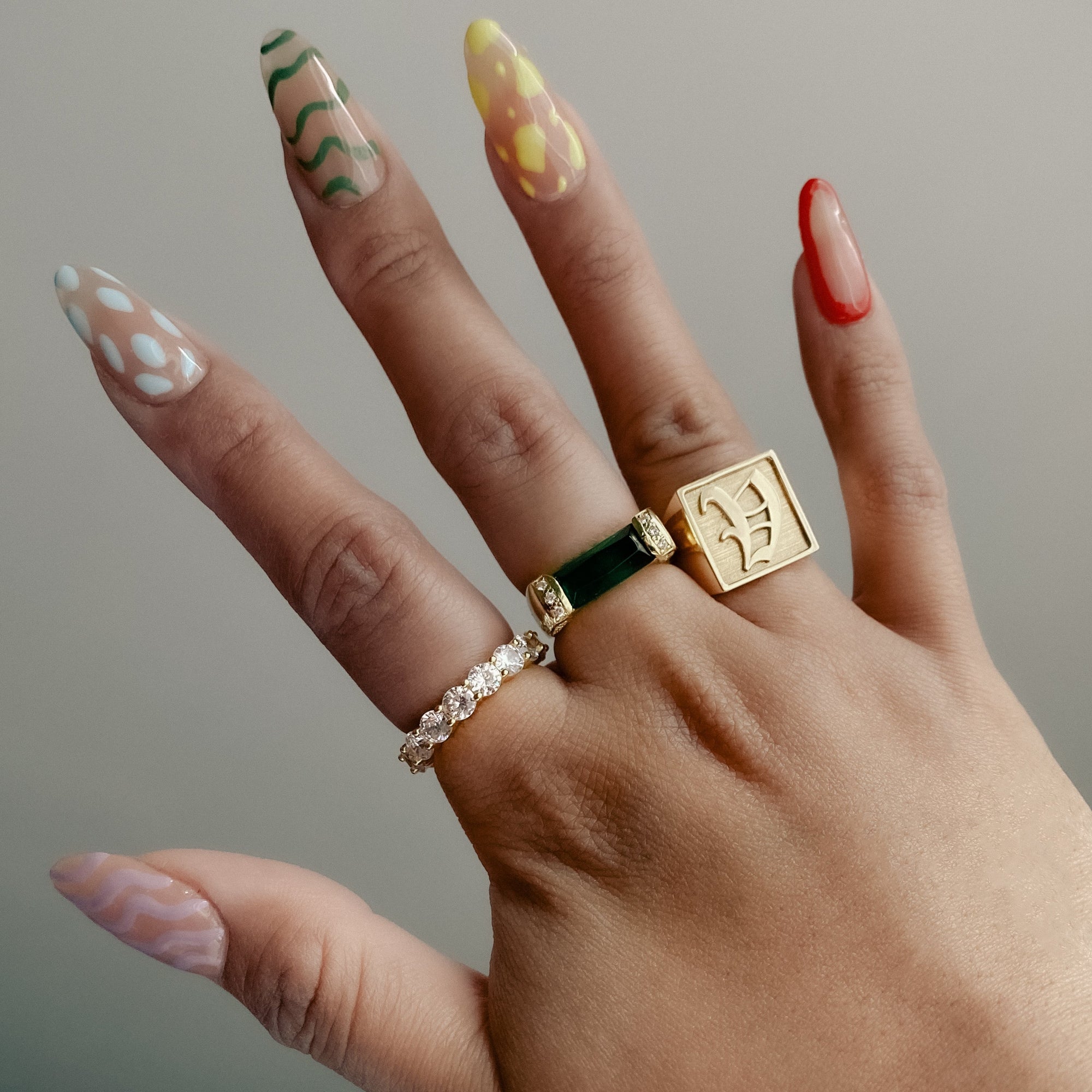 THE OLD ENGLISH SQUARE SIGNET RING - The M Jewelers