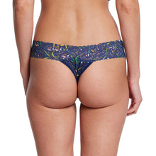 Signature Lace Low Rise Thong | Field Day