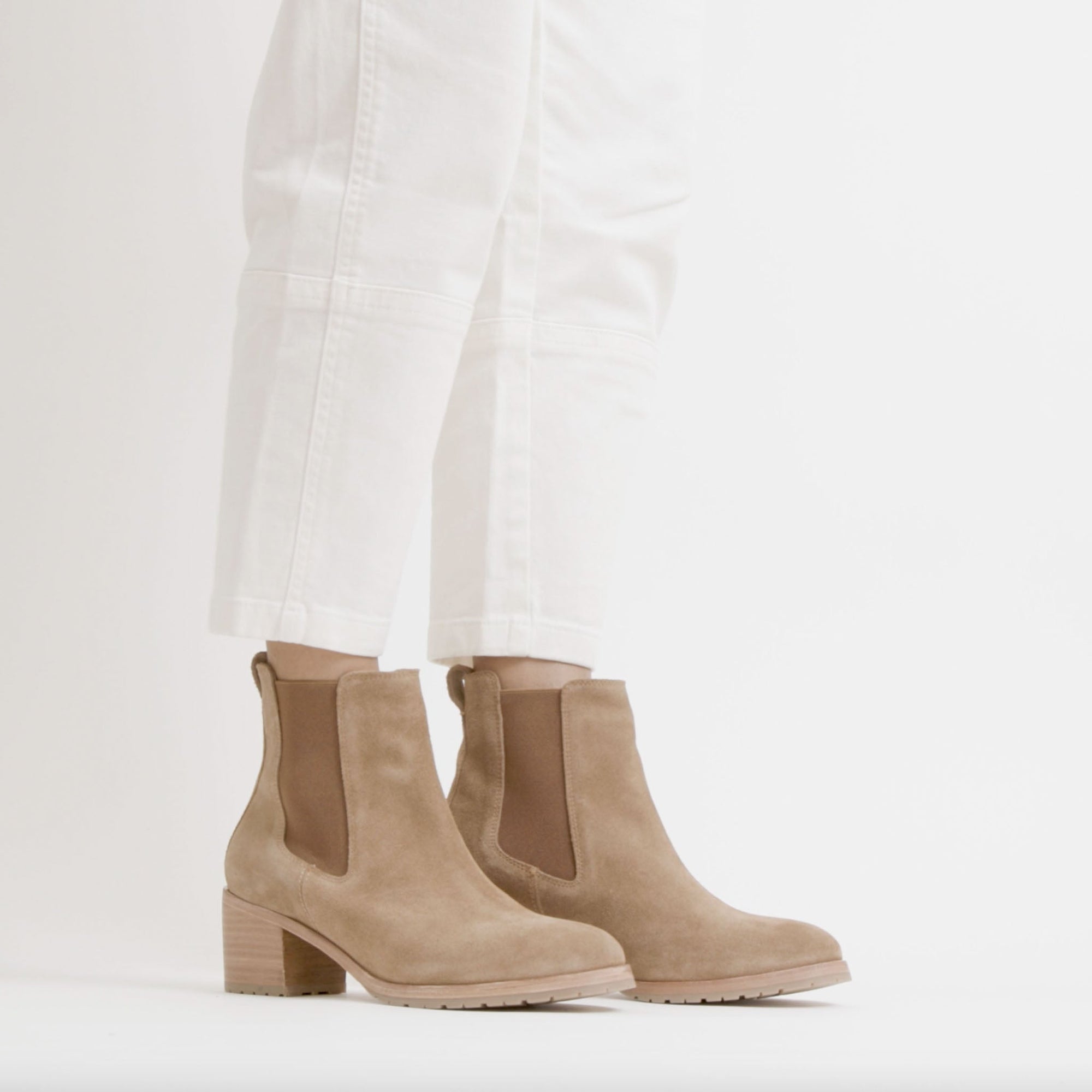 Womens | Ana Go-To Heeled Chelsea Boot | Taupe Suede