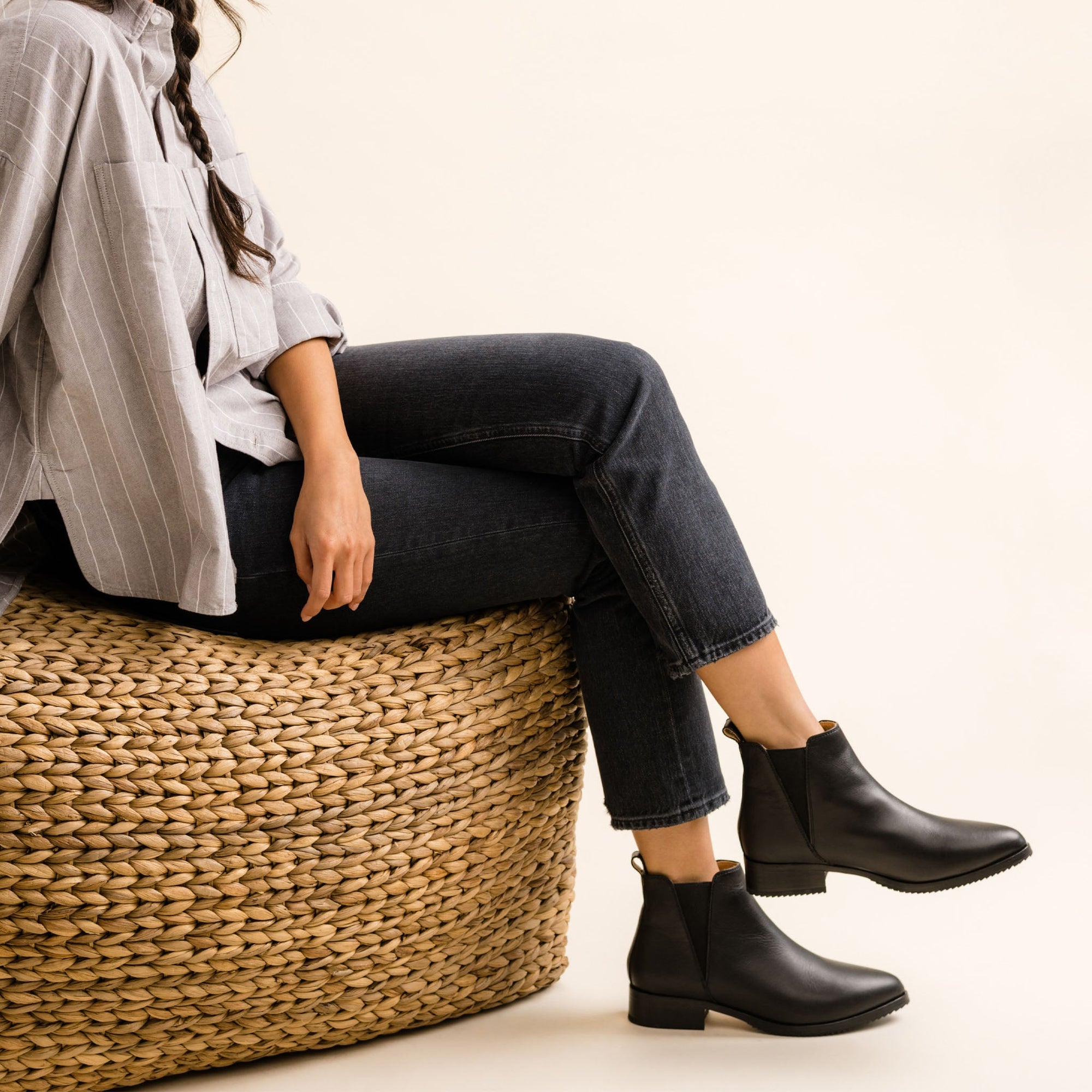 Womens | Eva Everyday Chelsea Boot | Black/Black